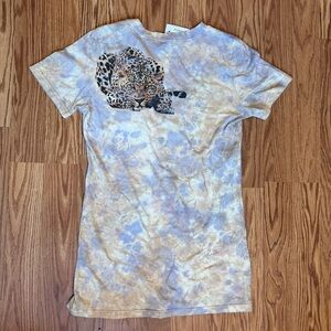 Eco centric tye dye shirt with Leopard on the back size Medium